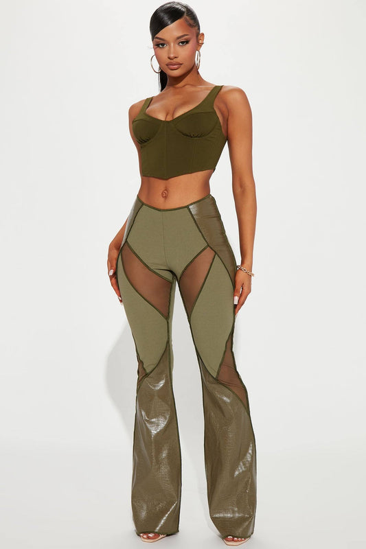 Womens Fashion Nova Wild One Flare Pant 33 in Olive Green